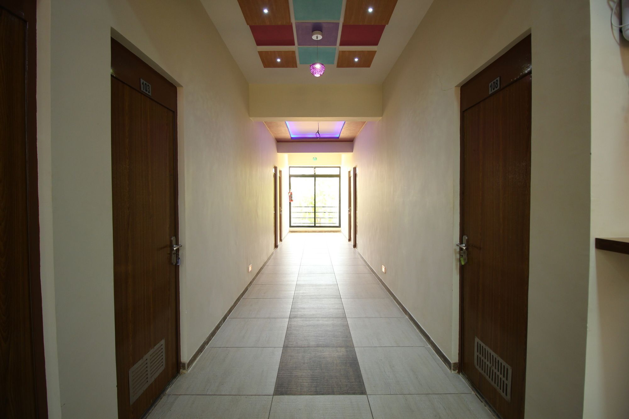 Palette- Siddharth Inn Gandhinagar Exterior foto